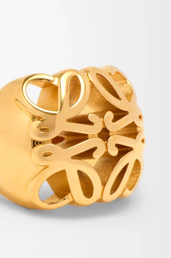 Anagram Bombé Signet Ring Anagram Bombé Signet Ring