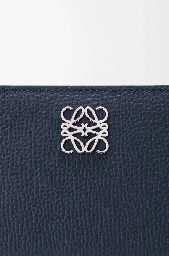 Anagram Compact Wallet in Pebble Grained Calfskin Anagram Compact Wallet in Pebble Grained Calfskin