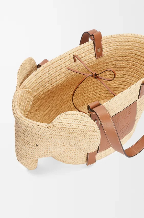 Elephant Basket in Raffia and Calfskin Elephant Basket in Raffia and Calfskin