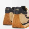 Flow Runner in Nylon and Suede