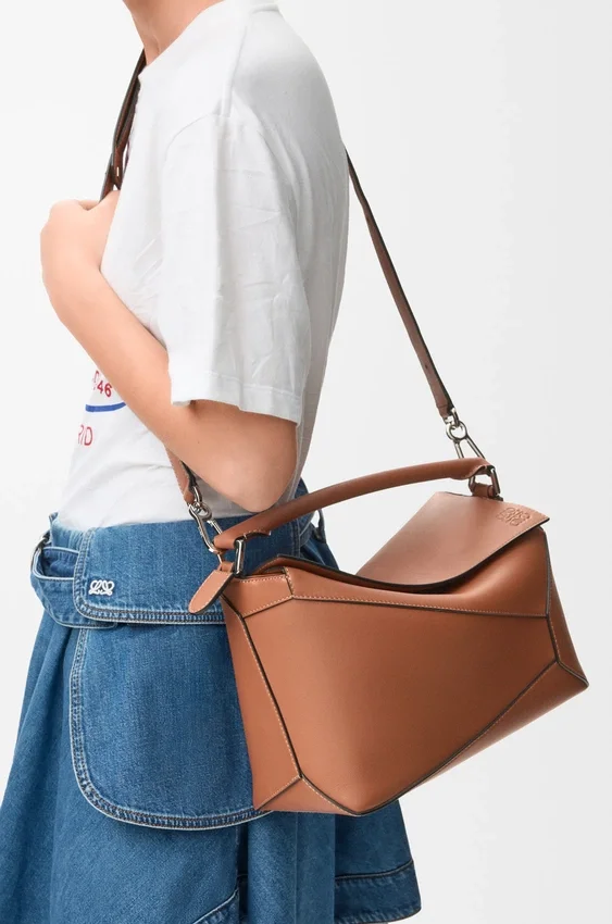 Medium Puzzle Edge Bag in Classic Calfskin Medium Puzzle Edge Bag in Classic Calfskin