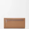 Pebble Continental Wallet in Pebble Grained Calfskin