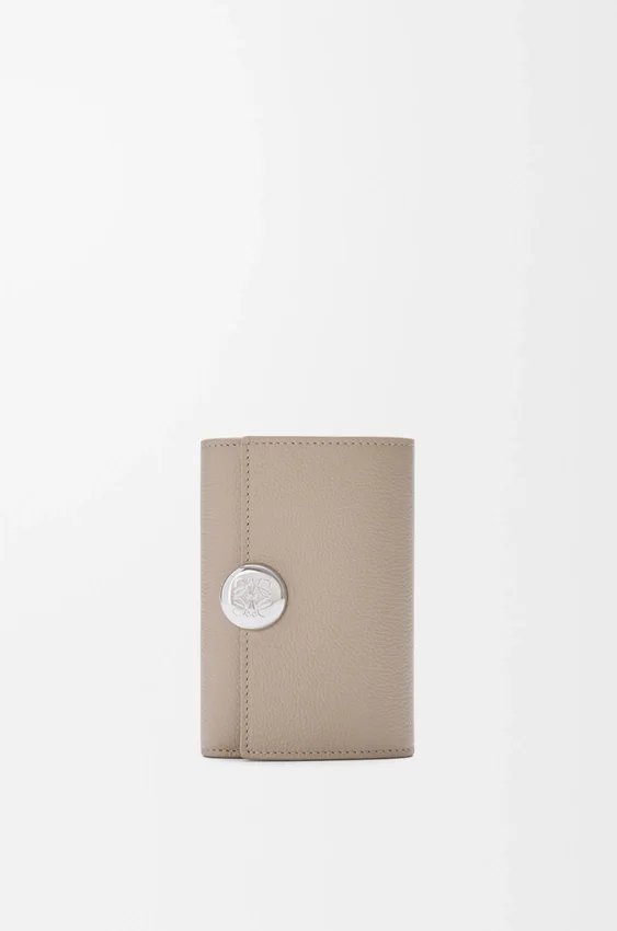 Pebble Small Vertical Wallet in Pebble Grained Calfskin Pebble Small Vertical Wallet in Pebble Grained Calfskin