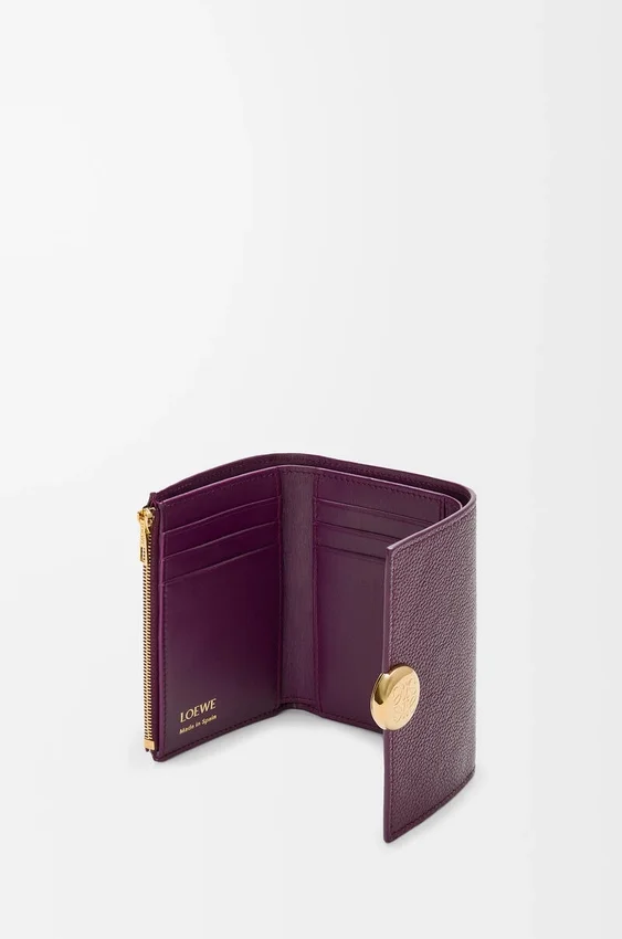 Pebble Small Vertical Wallet in Pebble Grained Calfskin Pebble Small Vertical Wallet in Pebble Grained Calfskin