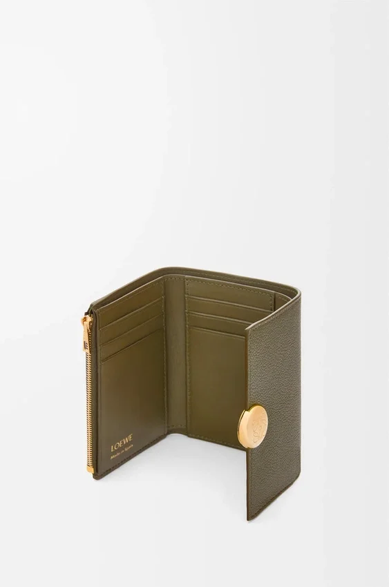 Pebble Small Vertical Wallet in Pebble Grained Calfskin Pebble Small Vertical Wallet in Pebble Grained Calfskin