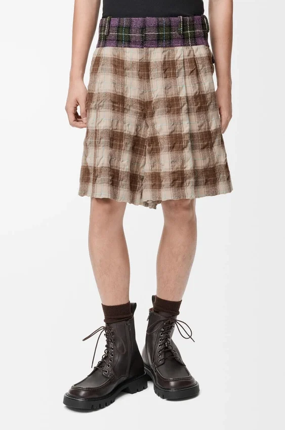 Shorts in Wool and Cotton Shorts in Wool and Cotton