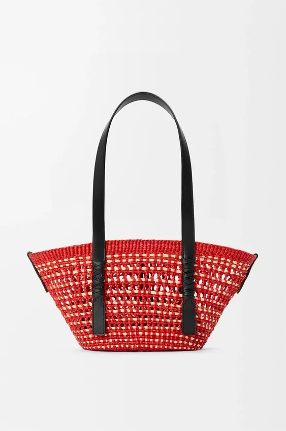 Small Braid Basket in Iraca Palm and Calfskin Small Braid Basket in Iraca Palm and Calfskin