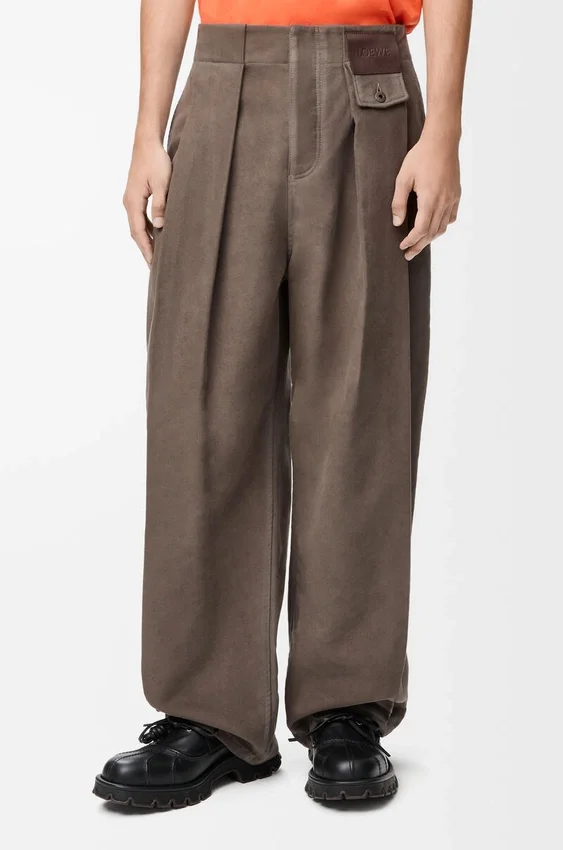 Trousers in Cotton Blend Trousers in Cotton Blend
